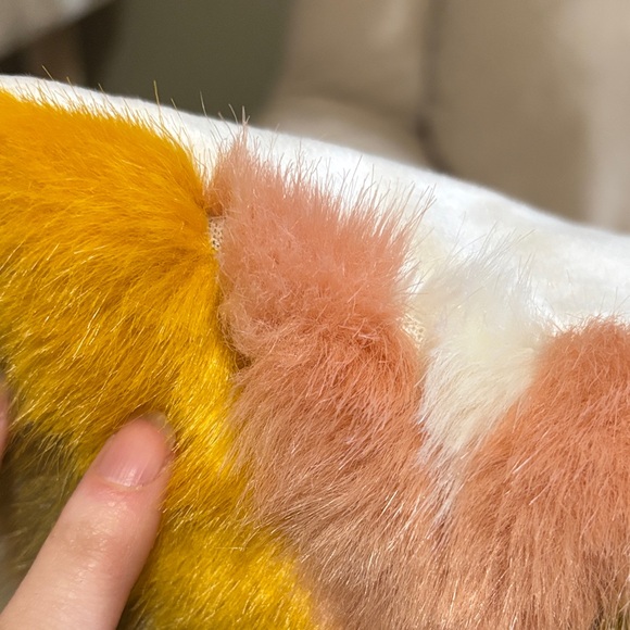 Chevron Patterned Throw Pillow - Picture 4 of 5